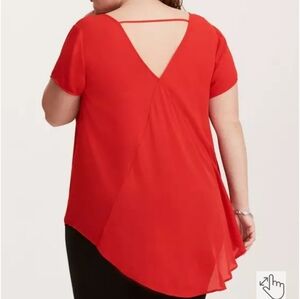 Torrid NWT! Georgette Hi-Lo Inset Top